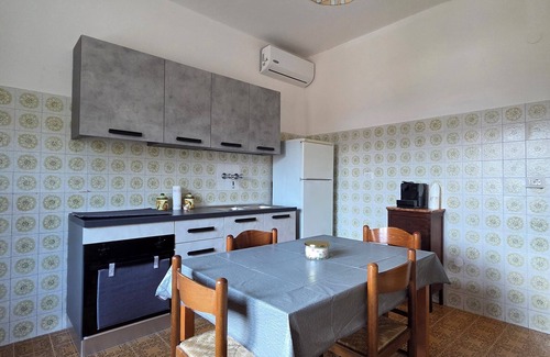 Vatolla Apartment | Cozy apartment 5 minutes from the sea: Villa Samy