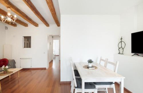Passeig i Rodalia Apartment | Cozy apartment centre Manresa