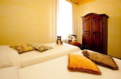 Cerreto Guidi Other | Cozy apartment for visiting Tuscany. Pets allowed.