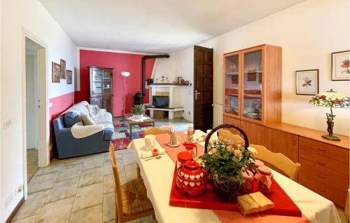 Anfo Apartment | Cozy Apartment In Anfo With Wifi