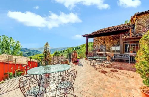 Ardanue Apartment | Cozy Apartment in Ardanué with View