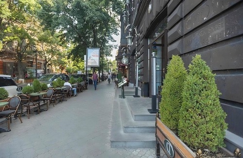 Kentron Apartment | Cozy apartment in charming Yerevan with AC, WiFi