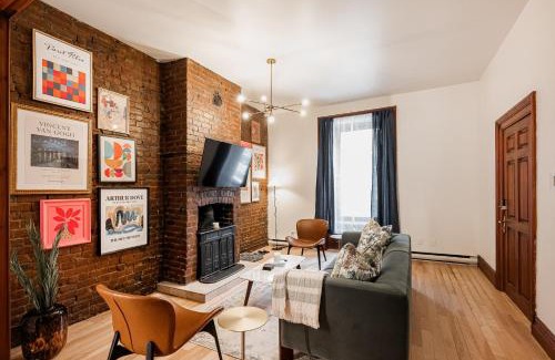 Shaughnessy Village Apartment | Cozy Apartment in Downtown Montreal