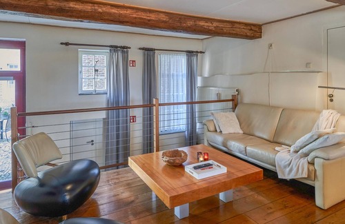 Mesch Apartment | Cozy apartment in former granary
