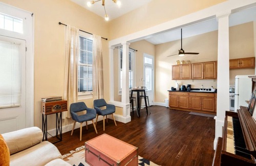 French Quarter Apartment | Cozy apartment in historic neighborhood Treme