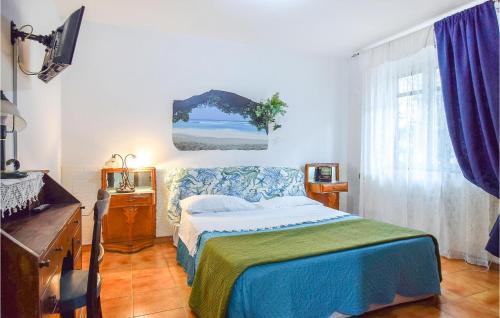 Castel Volturno Apartment | Cozy Apartment In Castel Volturno With Wifi