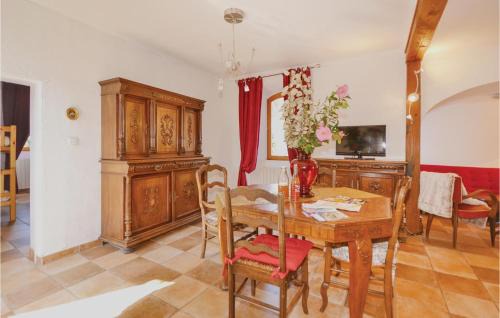Les Salles-du-Gardon Apartment | Cozy Apartment In Les Salles-Du-Gardon