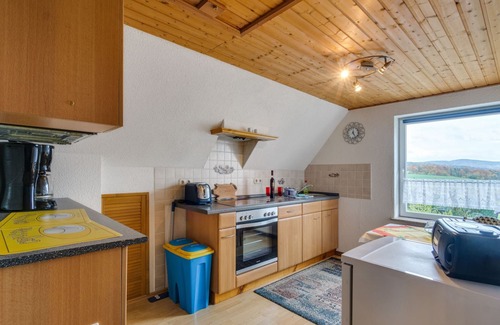 Lichtenhain Apartment | Cozy Apartment in Lichtenhain With Garden