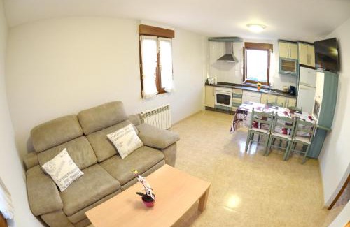 Mogro Apartment | Cozy apartment in Mogro, 63 m² with private pool!