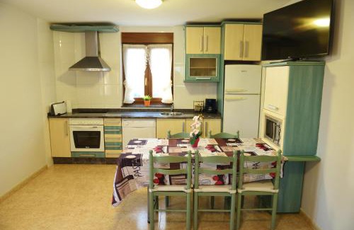 Mogro Apartment | Cozy apartment in Mogro, 63 m² with private pool!