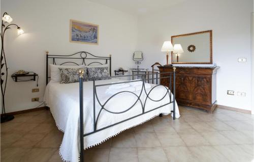 Montenero Apartment | Cozy Apartment In Montenero D'orcia