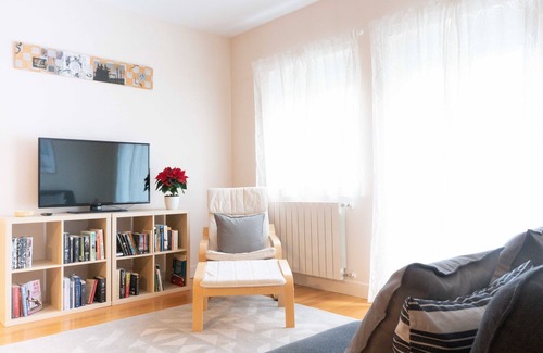 Escobedo Apartment | Cozy apartment in the center of Santander, renovated and with elevator.