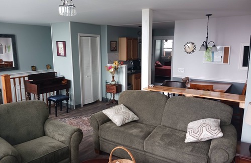 Geneva Apartment | Cozy Apartment in the Heart of Downtown Geneva