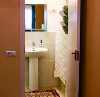 Vera Apartment | Cozy Apartment in the heart of Tbilisi.