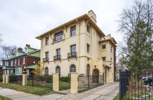 Detroit Apartment | Cozy apartment in west village Detroit
