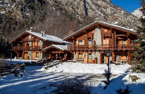 Antey-Saint-Andre Apartment | Cozy apartment for up to 5 people in Antey St. André