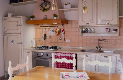 Badia a Settimo Apartment | Cozy apartment in the green, 20min. from Florence with private parking spaces