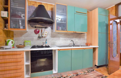 Castel Volturno Apartment | Cozy apartment in Castel Volturno with WiFi