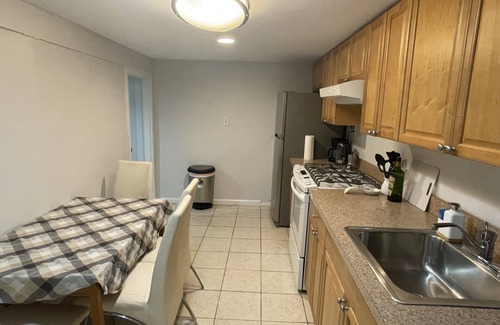 Closter Apartment | Cozy Apartment-Just minutes from New York City