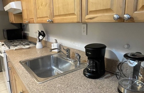 Closter Apartment | Cozy Apartment-Just minutes from New York City