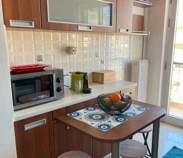 Moschato-Tavros Apartment | Cozy apartment near Acropolis