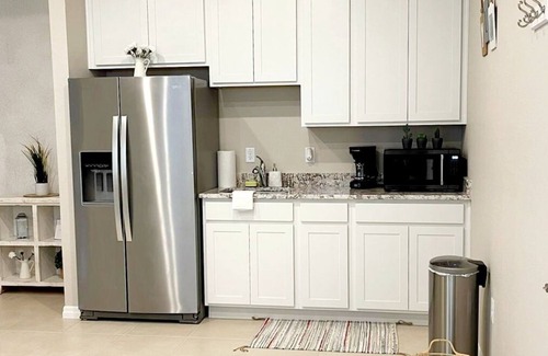 Riverview Apartment | *Cozy Apartment Tampa Area hosted by Jenny*