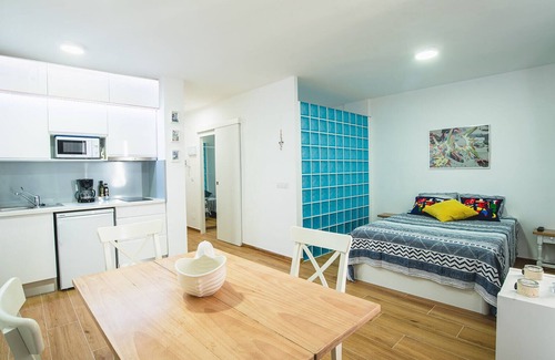 Empuriabrava Apartment | COZY APARTMENT WITH SEA VIEW & FREE WIFI