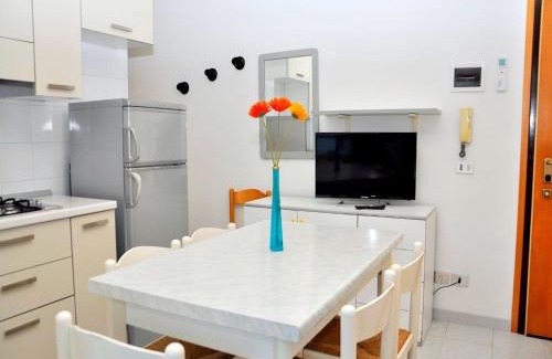 Bibione Apartment | Cozy apartment with AC close to the sea - Beahost