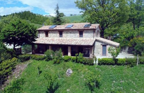 Pennabilli Apartment | Cozy Apartment with Garden Patio Storage Deckchairs BBQ