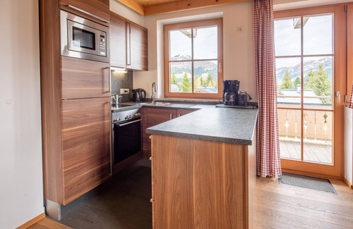 Hochkrimml Apartment | Cozy apartment with mountain view and close to the slopes in the Zillertal Arena