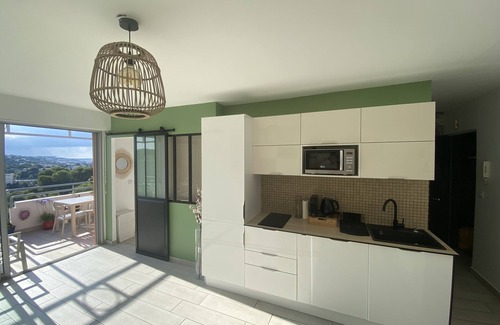 La Bocca Nord Apartment | Cozy apartment with sea view, swimming pool, tennis and golf