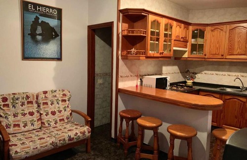 Tigaday Apartment | Cozy apartment with sea view in Frontera
