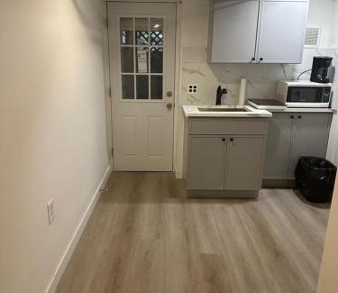 Queens Apartment | Cozy Apartments Woodside near Manhattan