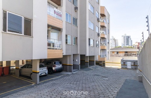 Capoeiras Apartment | Cozy apt in Capoeiras Rmc203