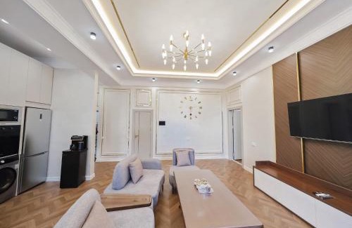 Bukhara Apartment | Cozy Apt in Old Town with King Bed