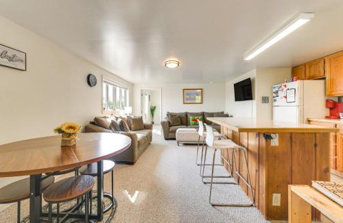 St Ignace Apartment | Cozy Apt Less Than 1 Mi Near Lake Huron and Mackinac Island!