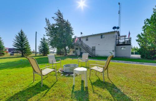St Ignace Apartment | Cozy Apt Less Than 1 Mi Near Lake Huron and Mackinac Island!