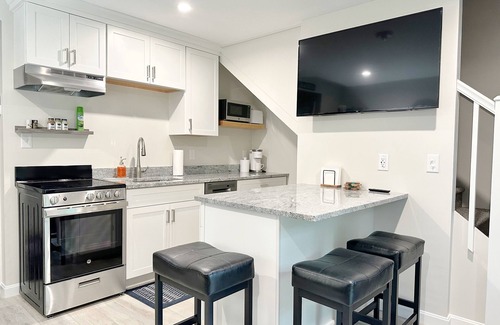 Bartlett Condo | Cozy Attitash Mtn Resort Condo with Full Amenities