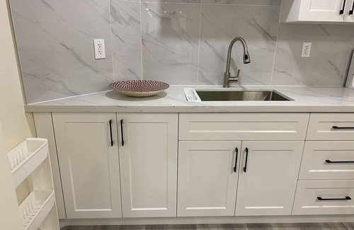 Markham House | cozy basement apartment