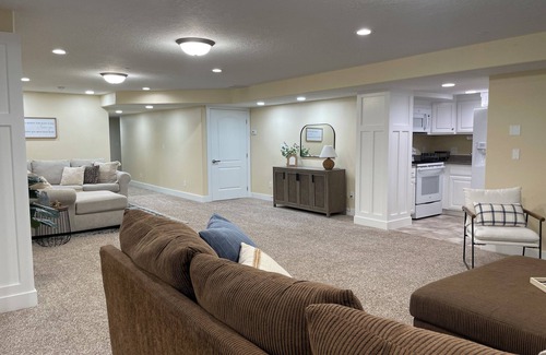 Spanish Fork House | Cozy Basement Home with 6 Beds, 3 Bedrooms, 2 Bathrooms, Laundry Rm, Kitchenette
