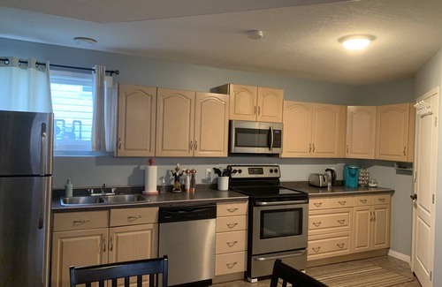 Northwest Edmonton House | Cozy Basement Suite close to Downtown