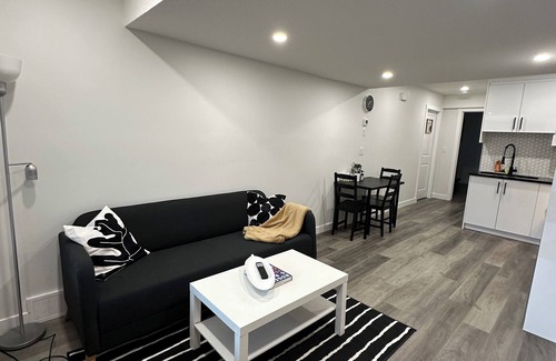 Sage Hill House | Cozy basement suite with private entrance