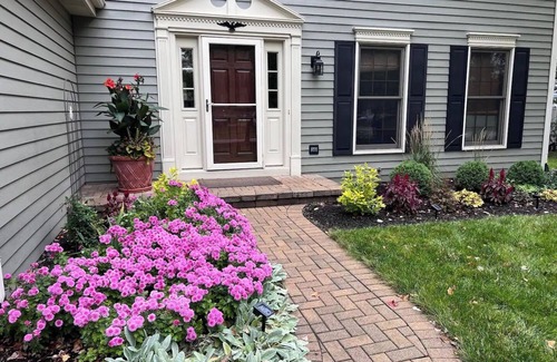Batavia House | Cozy Batavia Residence on Prairie Path with Grand Garden