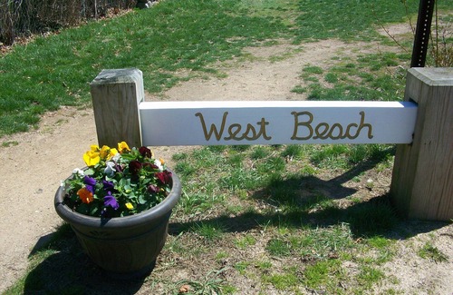 Westbrook Center Cottage | Cozy, Beach Cottage on West Beach