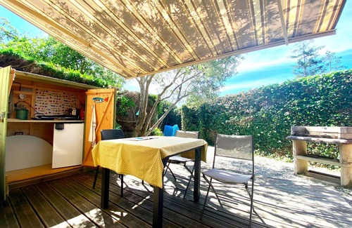 Sarzeau House | Cozy Beach House for 5-6 with Garden, Pool Access, 300m from Roaliguen Beach, Sarzeau