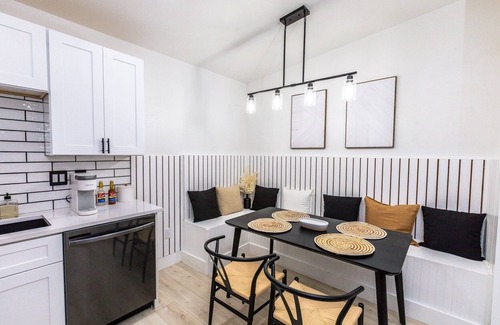 Gulf Gate Estates House | Cozy Beach House Just Minutes From Siesta Key