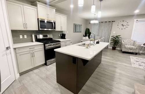 Regina House | Cozy & Beautiful House in Regina