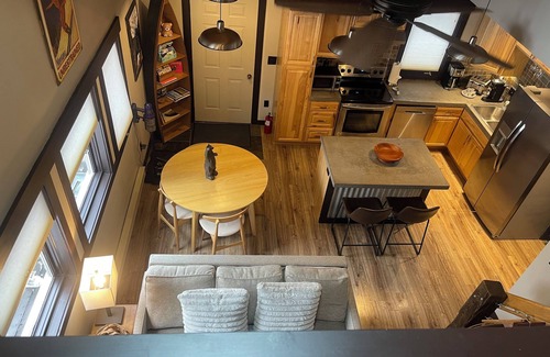 Big Sky Meadow Village Condo | Cozy Big Sky rustic condo, 2 bed, 1 bath, & Loft