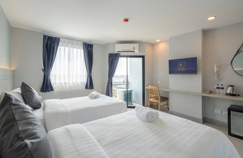 Racha Thewa Hotel | Cozy Blu Suvarnabhumi