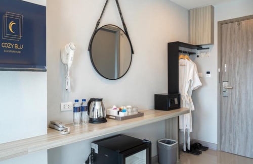 Racha Thewa Hotel | Cozy Blu Suvarnabhumi